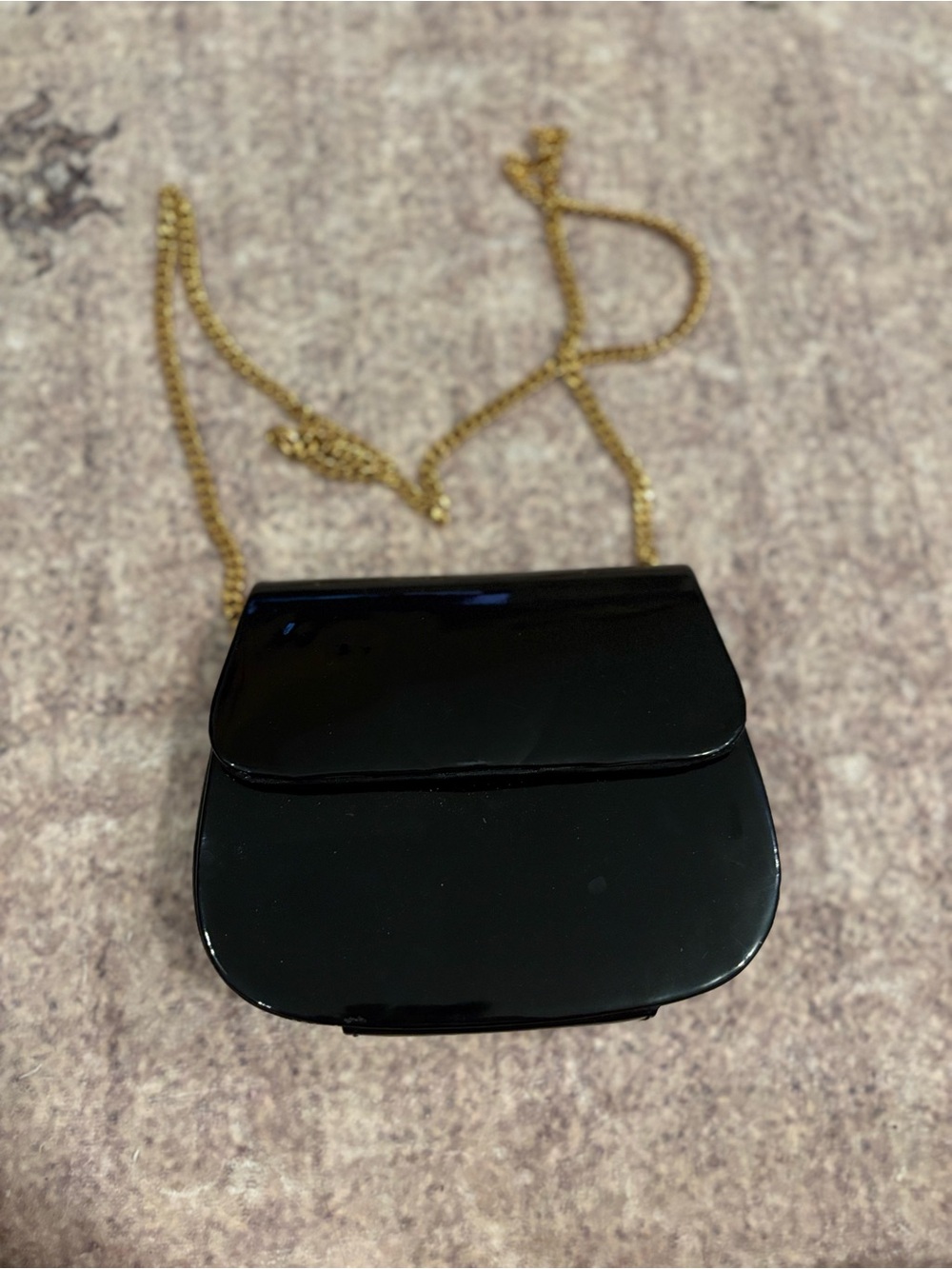 Source Unknown Black Patent Mini Crossbody with Gold Chain